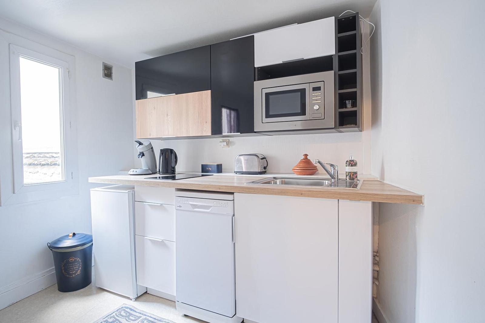 Elegant & Spacious - Steps From Cathedral Appartement Reims
